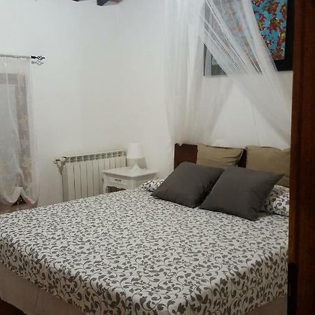 Il Borgo Dei Pini Apartment Vinci Exterior photo